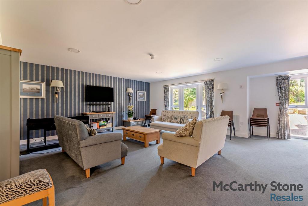 8644135-interior03-800.jpg
