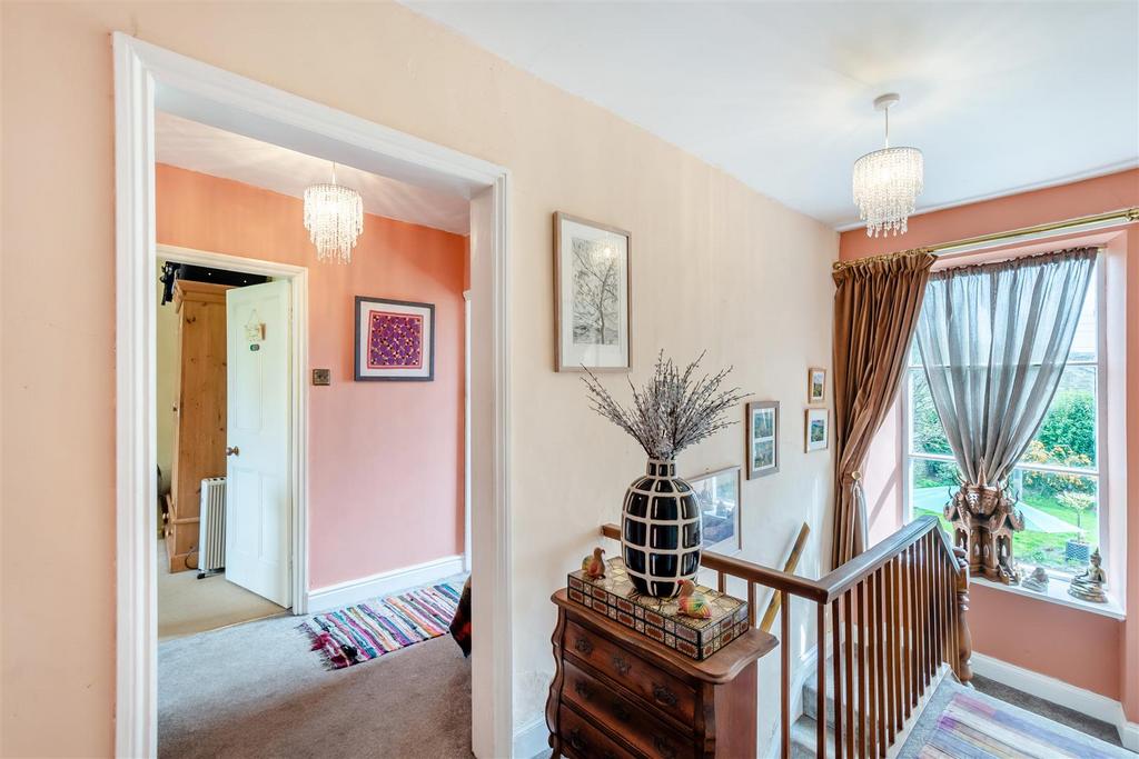 8645288-interior12.jpg