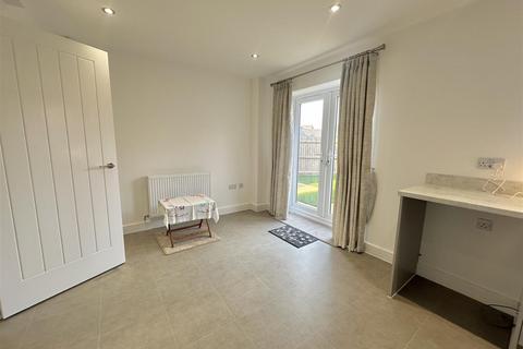 undefined, Webb Drive, Castle Donington DE74