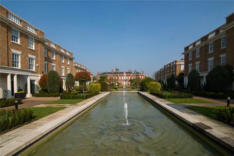 5 bedroom end of terrace house for sale, Corsellis Square, Twickenham, TW1