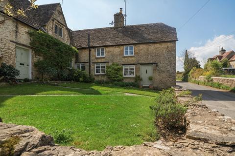 undefined, Maces Hill, Daglingworth, Cirencester, Gloucestershire, GL7
