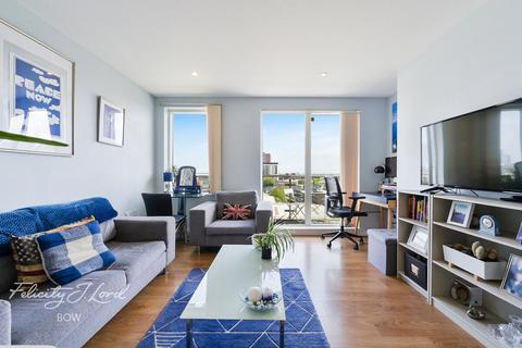 1 bedroom apartment for sale, Seven Sea Gardens, London