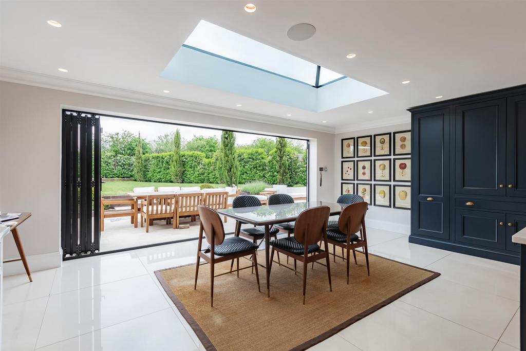 Ashlyns Farm House-HRNWM10.jpg
