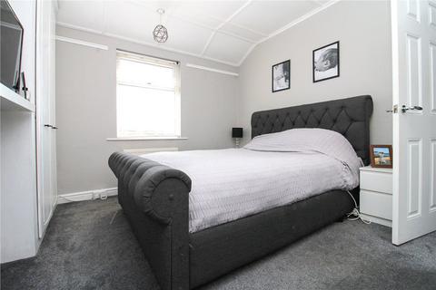 153 Croft Road, Swindon, SN1 4DS