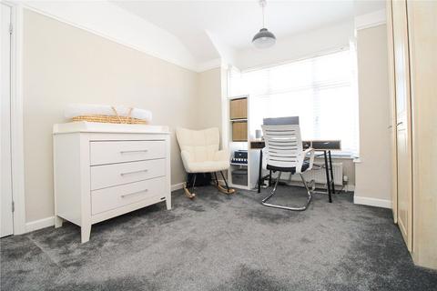 153 Croft Road, Swindon, SN1 4DS