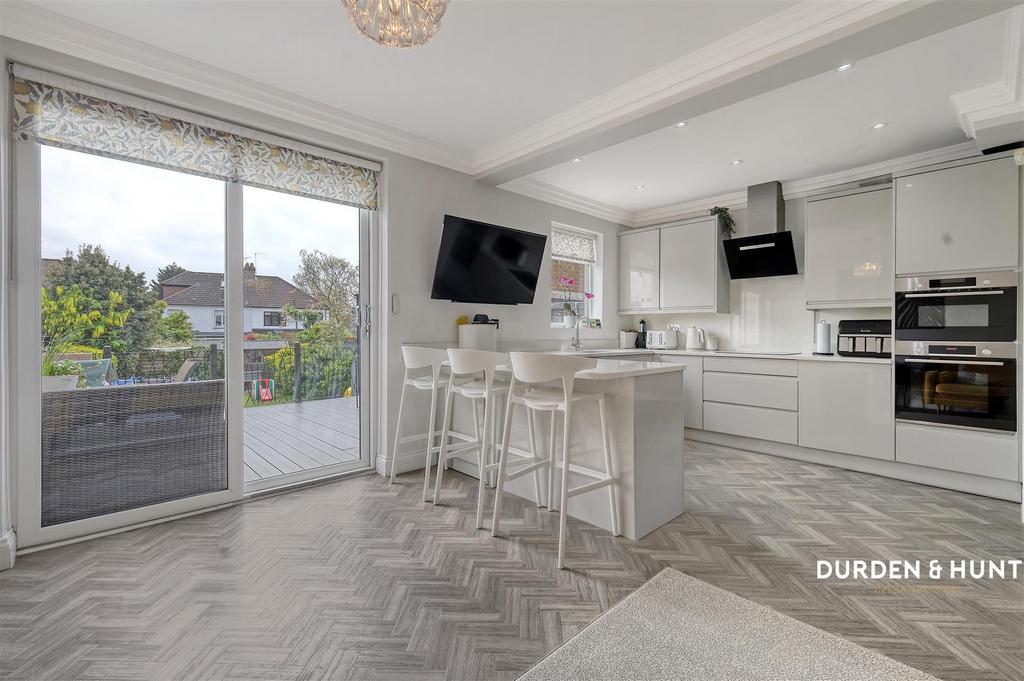 Glanville Drive