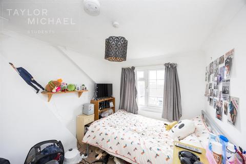 44 Arnold Street, Brighton, BN2 9XT