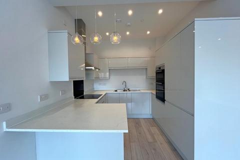 2 bedroom apartment to rent, St. Johns Lane, Gloucester