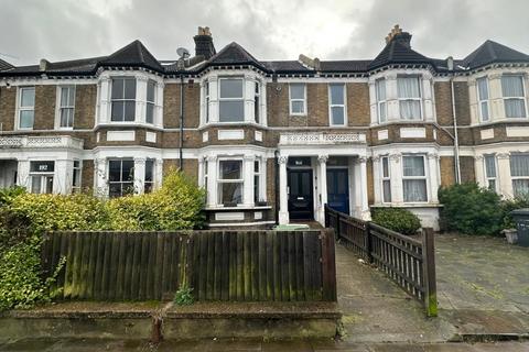 Flat for sale, Basement Area, 190 Stanstead Road, Lewisham, London, SE23 1DA