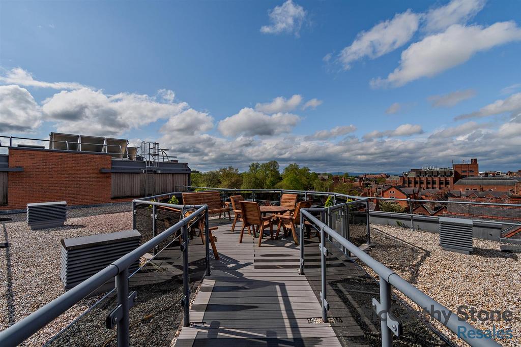 Communal Roof Terrace