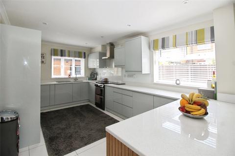 6 Addington Close, Henlow, SG16 6LX