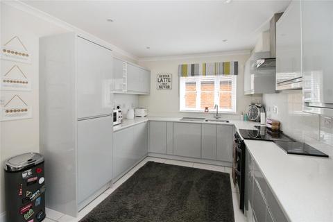 6 Addington Close, Henlow, SG16 6LX