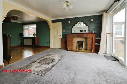 2 bedroom detached bungalow for sale, Haids Road, Maltby, Rotherham