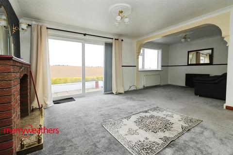 2 bedroom detached bungalow for sale, Haids Road, Maltby, Rotherham
