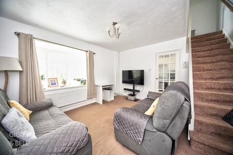 1 bedroom end of terrace house for sale, Farrow Close, Luton, Bedfordshire, LU3