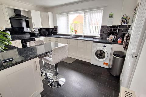 3 bedroom semi-detached house for sale, Quinton Road, Needham Market IP6