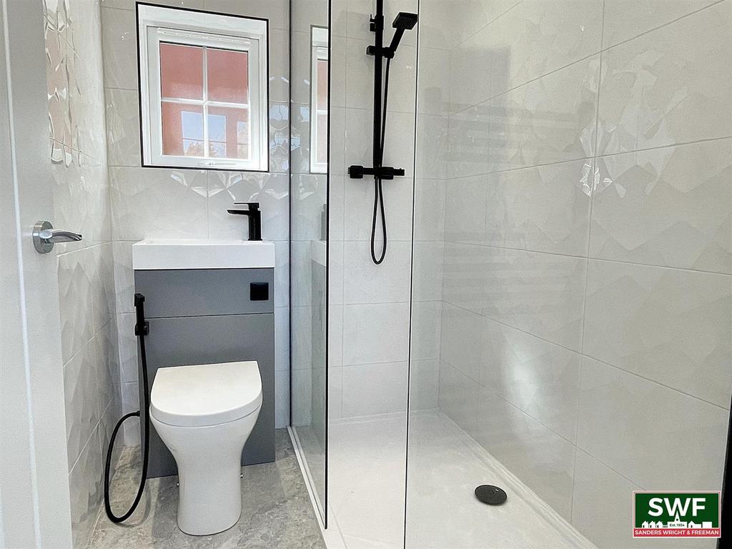 Shower.jpg
