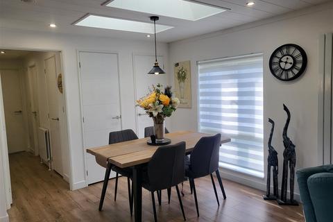 2 bedroom mobile home for sale, Lawnsdale Country Park, Lytham Road, Lytham St. Annes FY8