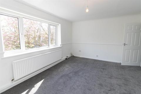2 bedroom flat to rent, Coach Lane, Benton, Newcastle Upon Tyne