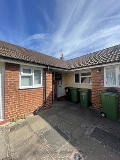2 bedroom bungalow to rent, Round Hill, Dudley DY3