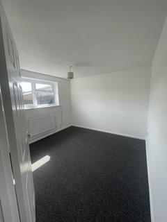 2 bedroom bungalow to rent, Round Hill, Dudley DY3