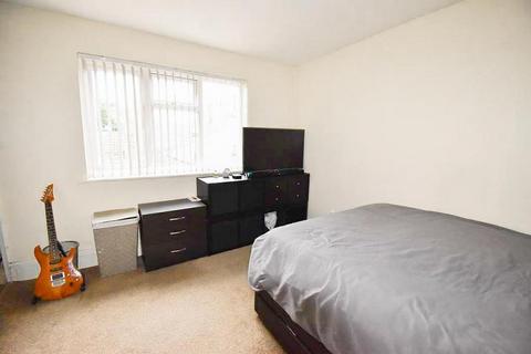 2 bedroom flat to rent, Portsmouth PO2