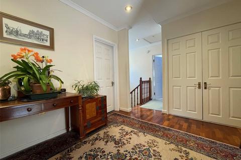 5 bedroom detached house for sale, Oakleigh Park South, Whetstone, London, N20