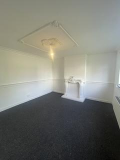 3 bedroom semi-detached house to rent, Hospital Lane, Bilston WV14