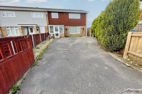 4 bedroom end of terrace house for sale, King John Avenue, Bournemouth, BH11 9