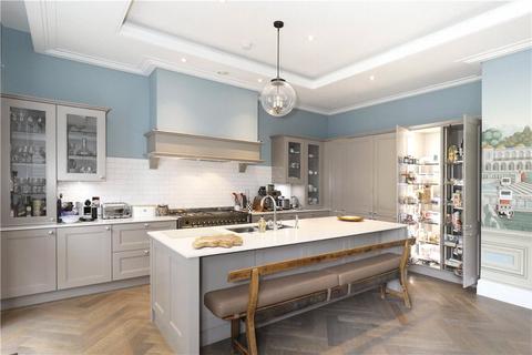1 Crawford Mews, London, SW20 0QG