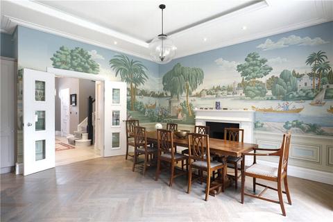 1 Crawford Mews, London, SW20 0QG