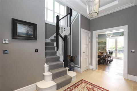1 Crawford Mews, London, SW20 0QG