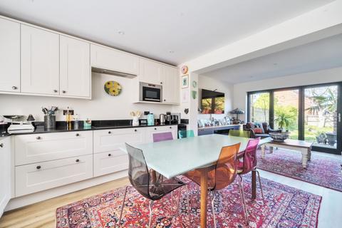 undefined, Manor Crescent, Haslemere, Surrey, GU27