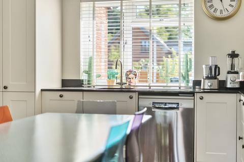 undefined, Manor Crescent, Haslemere, Surrey, GU27