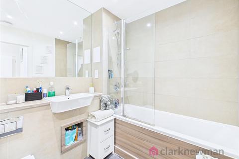 6 Barnfield Way, Newhall, Harlow, CM17 9TN
