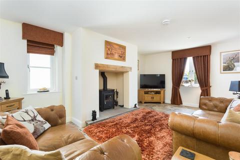 4 bedroom detached house for sale, South Street, Barmby On The Marsh