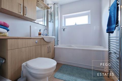 10 Burn River Rise, Torquay, TQ2 7RH