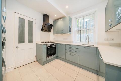 2 bedroom flat for sale, Thurlow Road, London NW3
