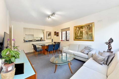 2 bedroom apartment for sale, Danes Court, St Edmund's Terrace, London, NW8