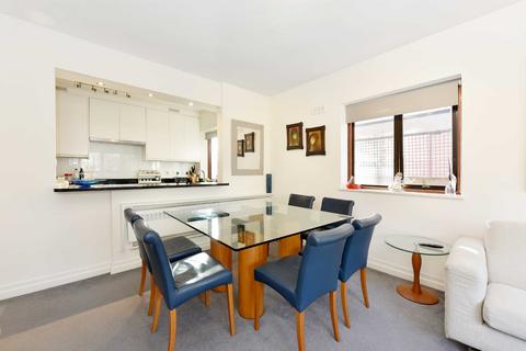 2 bedroom apartment for sale, Danes Court, St Edmund's Terrace, London, NW8