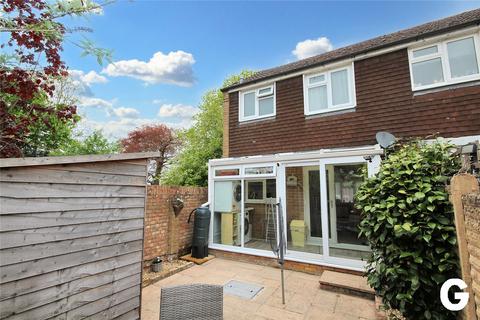 51 Willow Drive, Ringwood, BH24 3BE