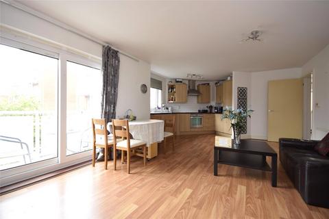 2 bedroom apartment for sale, Reynolds Avenue, Redhill RH1