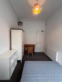 3 bedroom flat to rent, Easter Road, Edinburgh, EH6