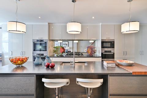 4 bedroom house for sale, Redburn Street, London SW3
