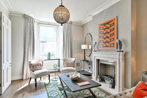 8 Redburn Street, London, SW3 4BX
