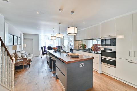 8 Redburn Street, London, SW3 4BX