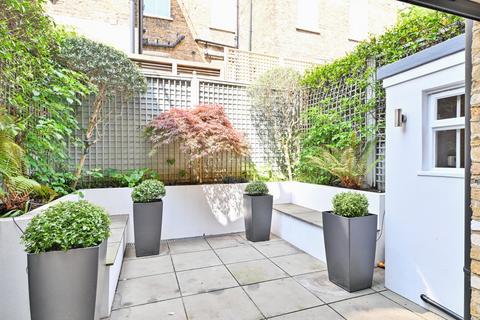 8 Redburn Street, London, SW3 4BX