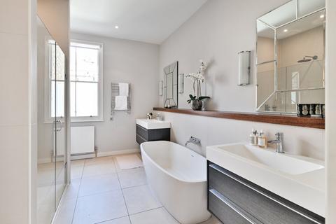 8 Redburn Street, London, SW3 4BX