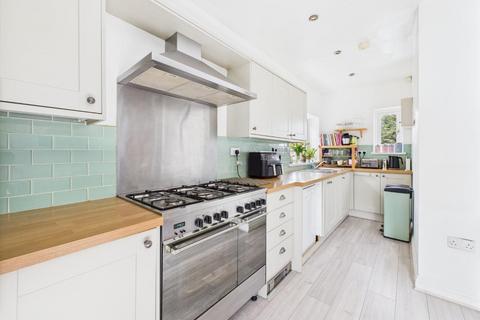 3 bedroom semi-detached house for sale, Lynton Drive, Shipley