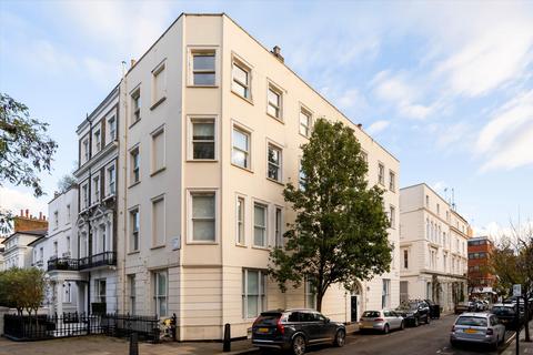 Monmouth Road, London, W2